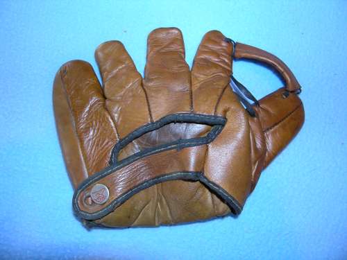 Nelson Potter DM DG923 Back Doug